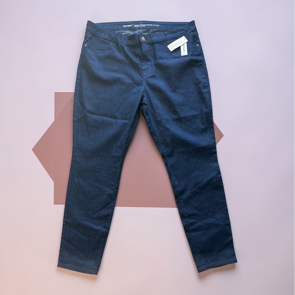 Old Navy Skinny Jeans Women’s Size 18 Dark Wash Mid Rise‎ NWT